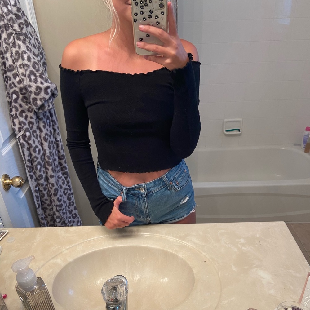Pacsun off the shoulder black top